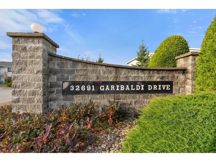 137 32691 GARIBALDI DRIVE - Abbotsford West Townhouse for sale, 2 Bedrooms (R2854474)