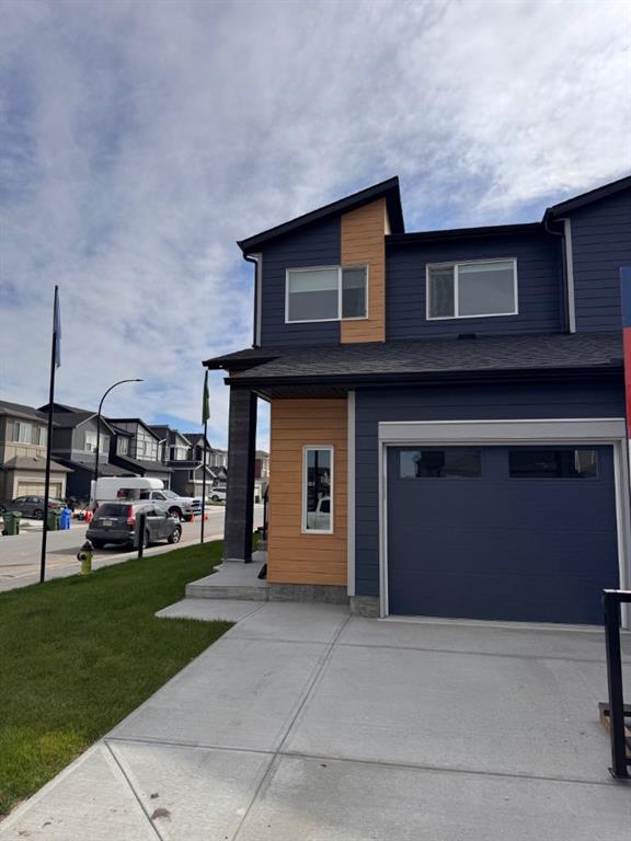 4 Wolf Hollow Road SE - Wolf Willow Semi Detached (Half Duplex) for Sale, 4 Bedrooms (A2250769)