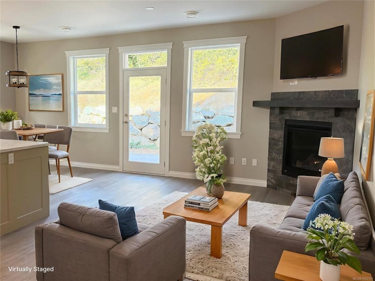 2033 Oakhill Pl - Du East Duncan Single Family Residence for Sale, 3 Bedrooms (1003151)