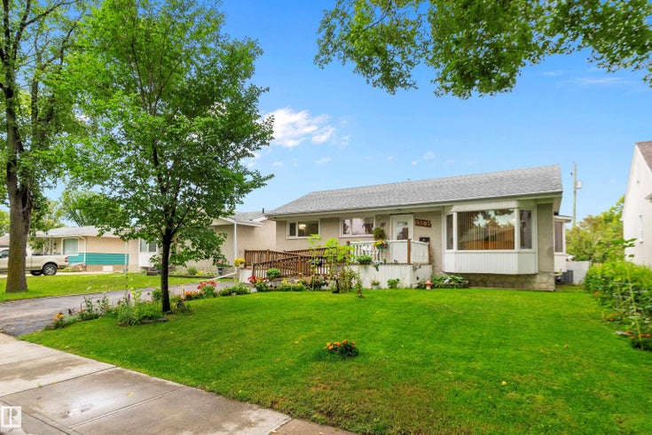 5207 47 AV - Linsford Park Detached Single Family for Sale, 5 Bedrooms (E4452198)