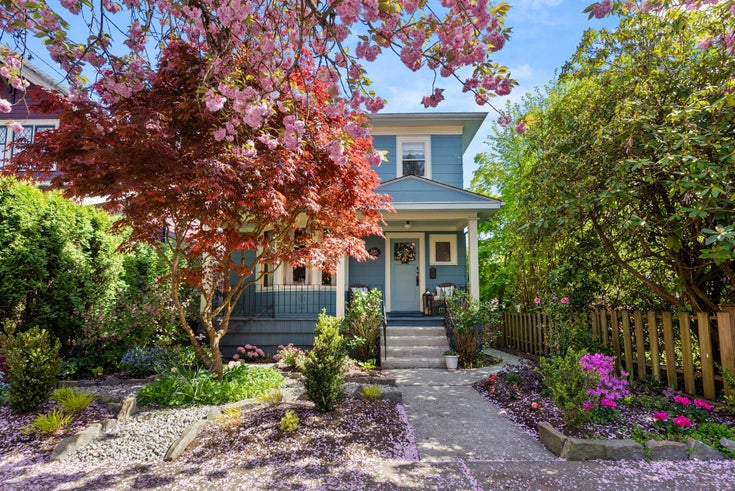 220 St. Patrick Street - Queens Park Single Family Residence, 5 Bedrooms (R3008914)