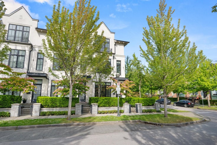 6282 Eagles Drive - University VW Townhouse for Sale, 4 Bedrooms (R3014826)