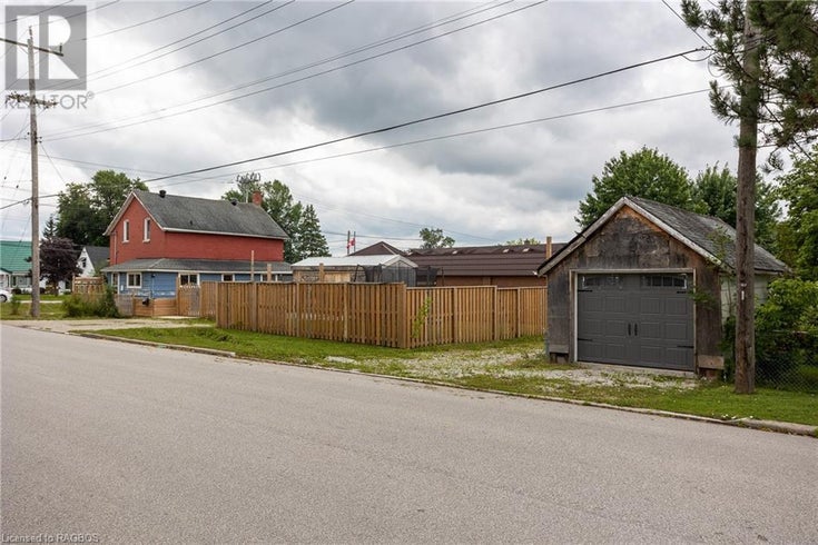 796 6TH Street E - Owen Sound House for sale, 3 Bedrooms (40621798)