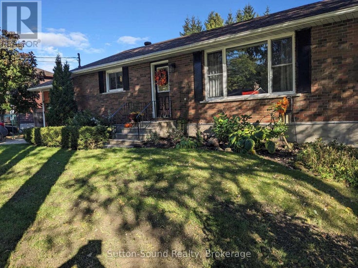 2133 6TH AVENUE W - Owen Sound House for Sale, 3 Bedrooms (X12088210)