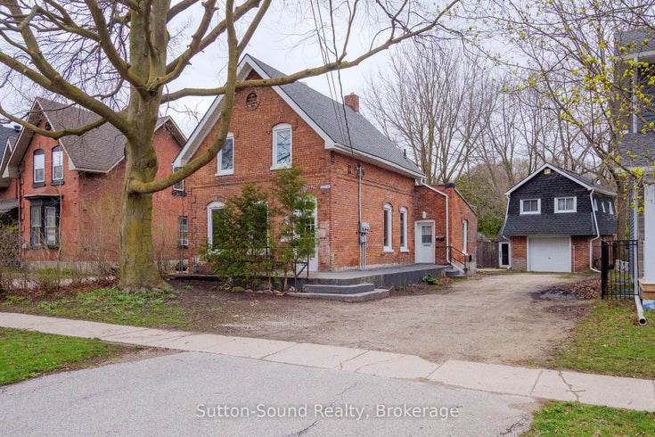 517 3rd Avenue E - Owen Sound Duplex for Sale, 5 Bedrooms (X12125886)