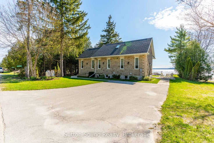 339605 Presqu'ile Road - Georgian Bluffs Detached for Sale, 2 + 2 Bedrooms (X12129641)