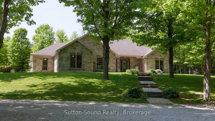 505556 Grey Road 1 Road - Georgian Bluffs Detached for Sale, 4 + 1 Bedrooms (X12198745)