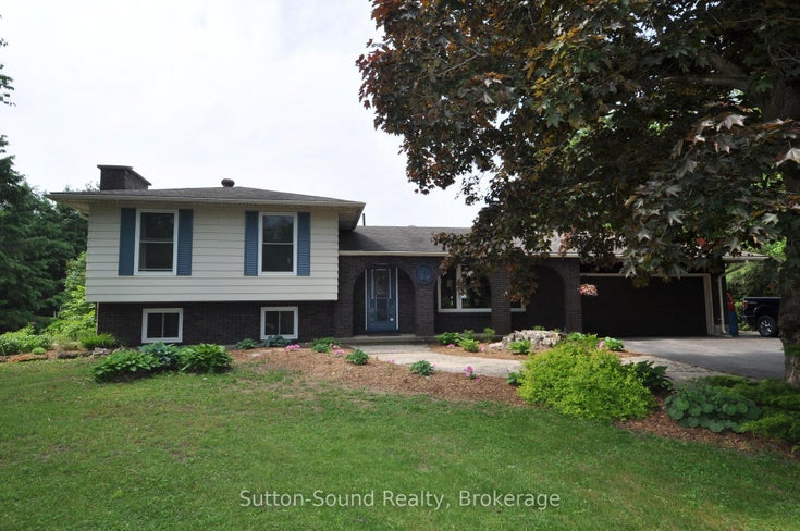 719140 Highway 6 Highway - Georgian Bluffs Detached for Sale, 3 Bedrooms (X12208822)