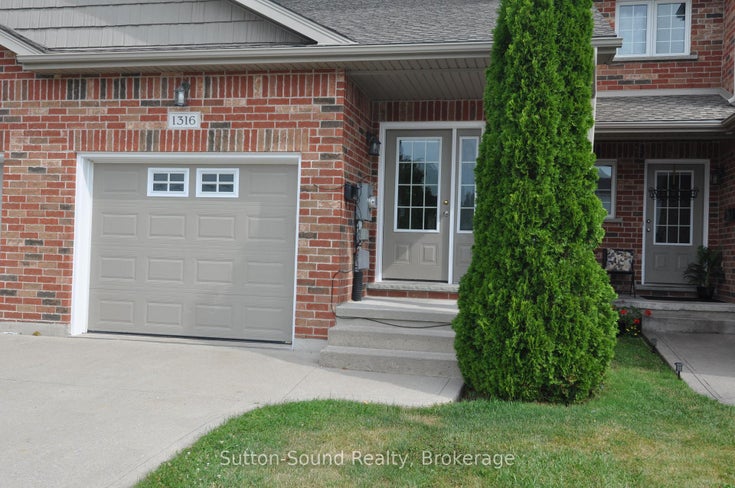1316 15th Street 'b' Street E - Owen Sound Att/Row/Townhouse for Sale, 3 Bedrooms (X12311002)