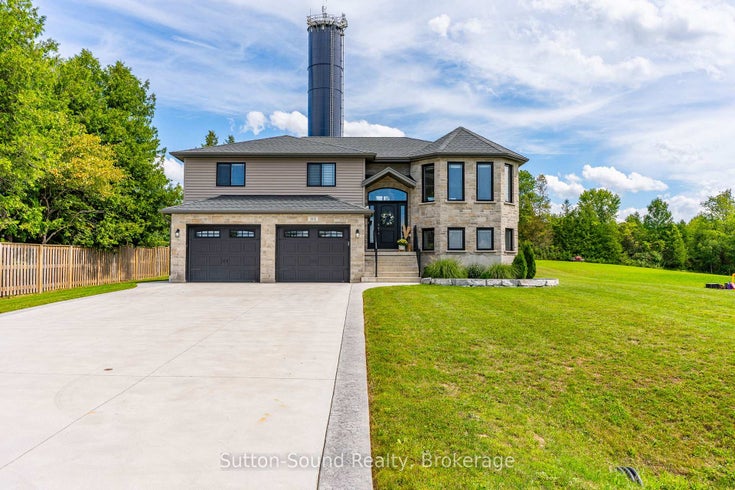 111 Donway Drive - Chatsworth Detached for Sale, 3 + 1 Bedrooms (X12379829)
