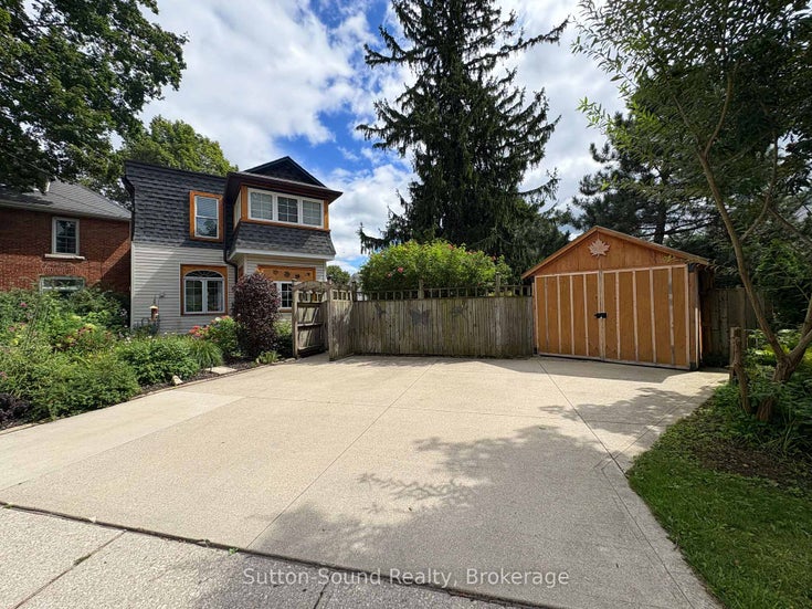 155 5th St. A Street E - Owen Sound Detached for Sale, 4 Bedrooms (X12406334)