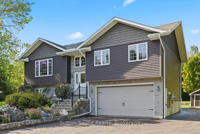 240067 Wilcox Side Road - Georgian Bluffs Detached for Sale, 3 + 1 Bedrooms (X12417983)
