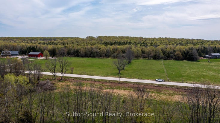 502054 Grey Rd 1 999 Road - Georgian Bluffs Farm for Sale(X12487378)