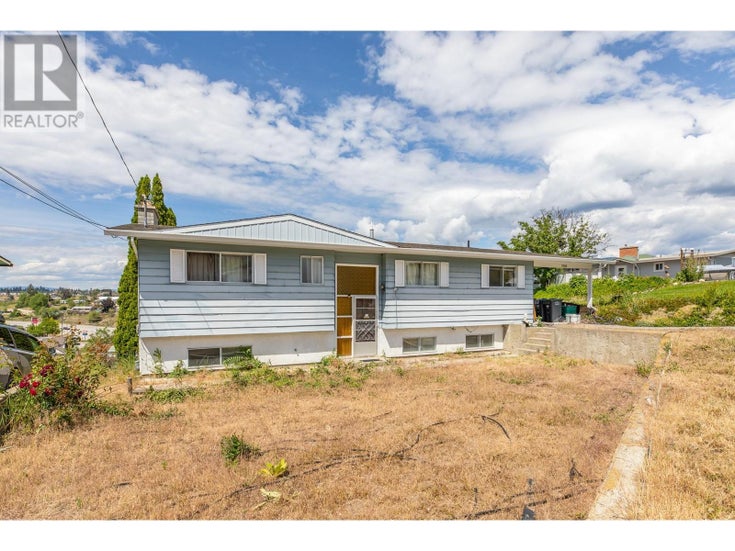 7502 Howis Crescent - Summerland House for sale, 4 Bedrooms (10317532)