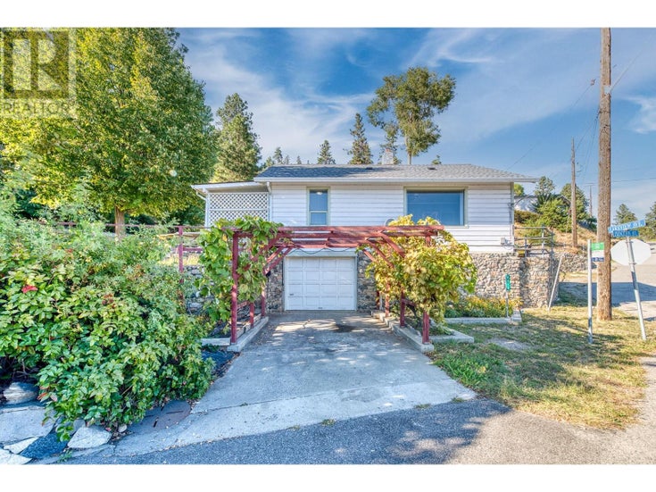 4516 Princeton Avenue - Peachland House for sale, 2 Bedrooms (10323621)