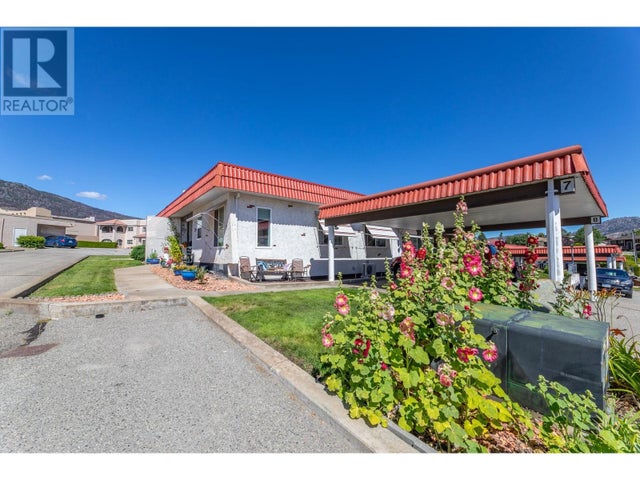 8010 VEDETTE Drive Unit# 7 - Osoyoos Row / Townhouse for sale, 2 Bedrooms (10324755)