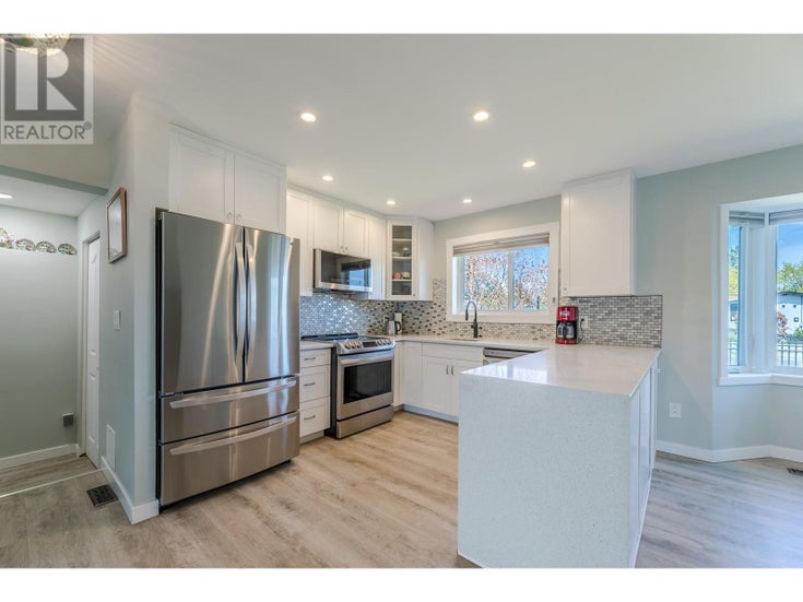 10105 Prairie Valley Road - Summerland House for Sale, 3 Bedrooms (10343436)