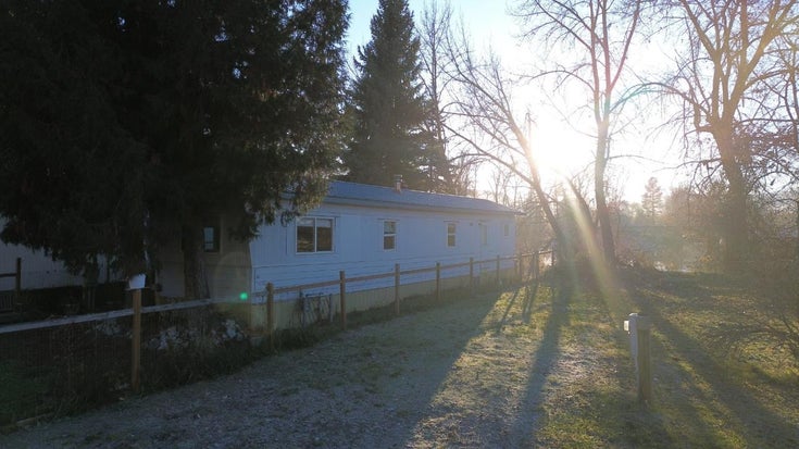 12 - 7151 HIGHWAY 3 - Grand Forks Mobile Home for sale, 2 Bedrooms (2474169)