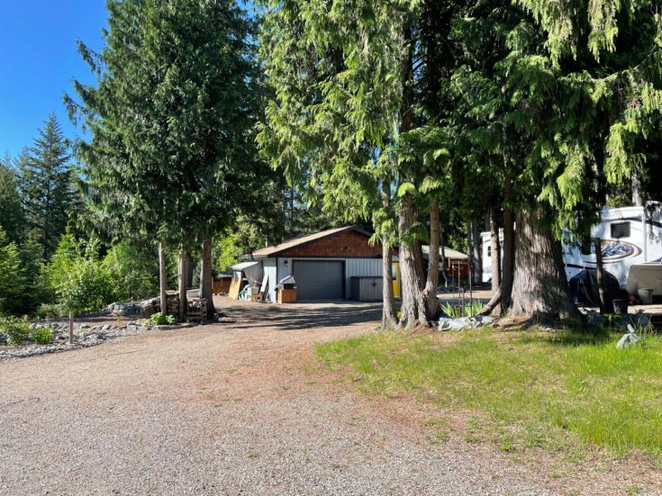 1537 MCINTYRE ROAD - Christina Lake(2477295)