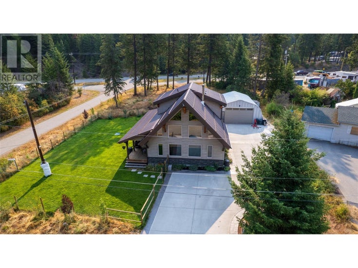 2111 DUNN Road - Christina Lake House for Sale, 3 Bedrooms (10330972)