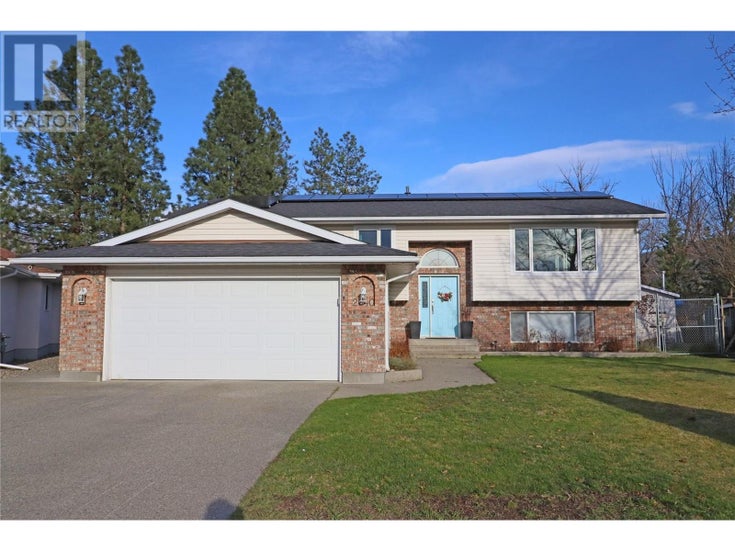 2240 SELKIRK Place - Grand Forks House for Sale, 5 Bedrooms (10341871)