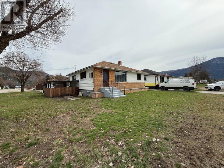 7490 22ND Street - Grand Forks House for Sale, 4 Bedrooms (10344528)