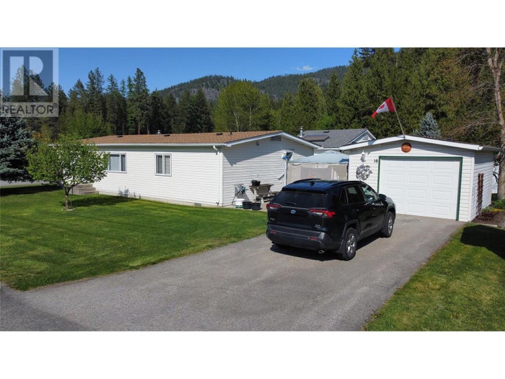 1500 NEIMI Road Unit# 16 - Christina Lake House for Sale, 3 Bedrooms (10345970)