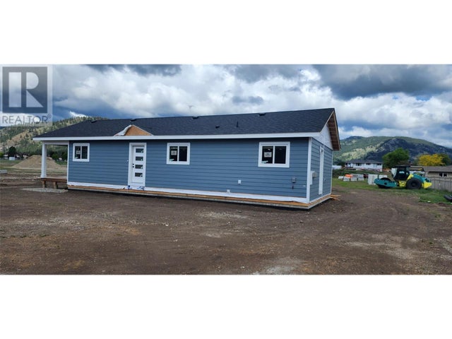 6830 22nd Street Lot# 9 - Grand Forks Manufactured Home for Sale, 3 Bedrooms (10348041)