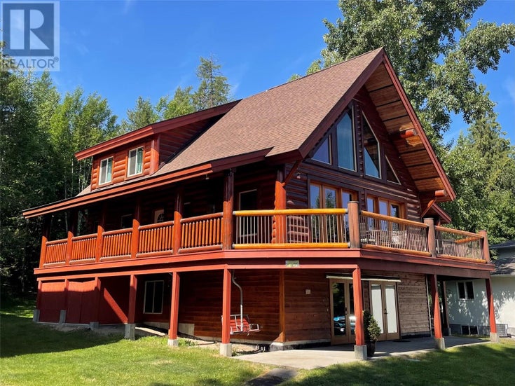 147 WEST LAKE Drive - Christina Lake House for Sale, 5 Bedrooms (10353210)