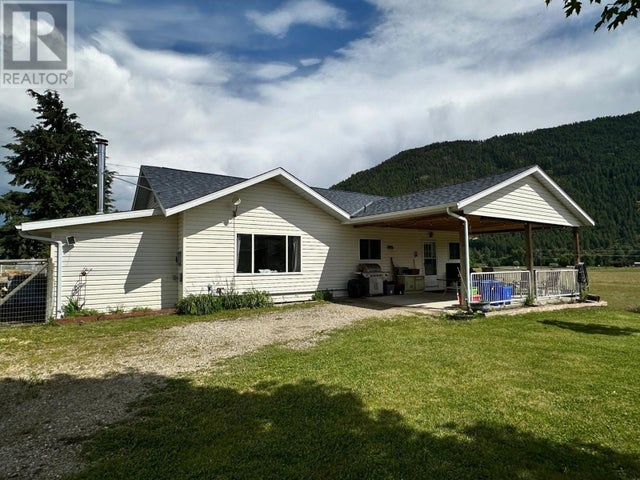 430 ATWOOD Road - Grand Forks House for Sale, 3 Bedrooms (10357484)