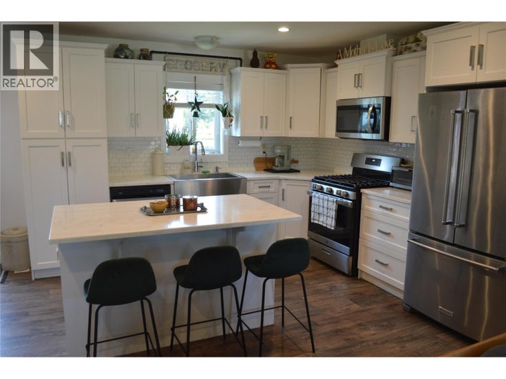 8187 Donaldson Drive - Grand Forks Manufactured Home for Sale, 3 Bedrooms (10360517)