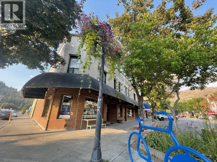 283 Market Avenue - Grand Forks Residential Commercial Mix for Sale(10362472)