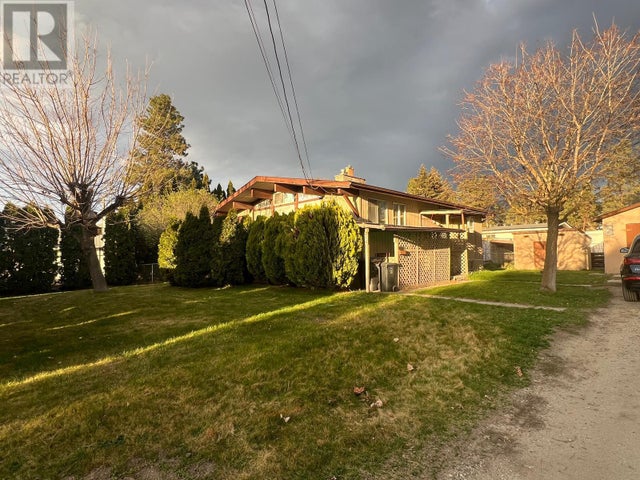 215 Cambie Road - Kelowna House for Sale, 3 Bedrooms (10332391)