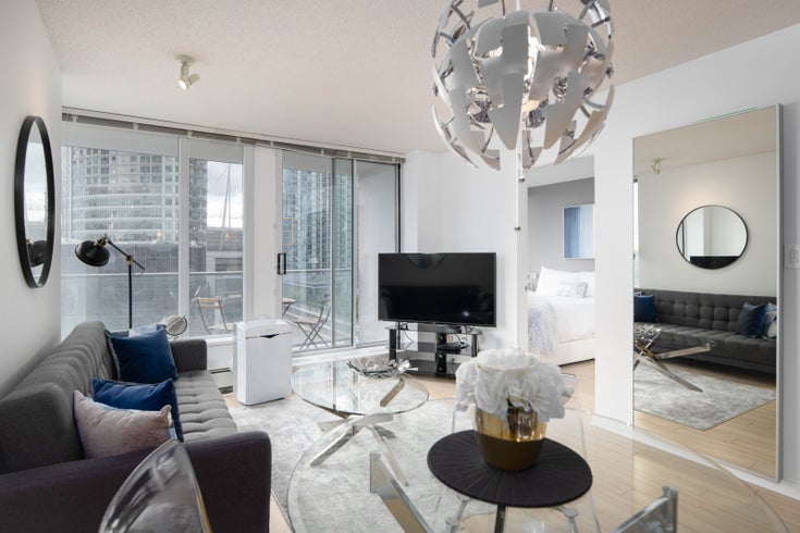 1206 - 689 ABBOTT STREET - Downtown VE Apartment/Condo for sale, 1 Bedroom (R2526581)