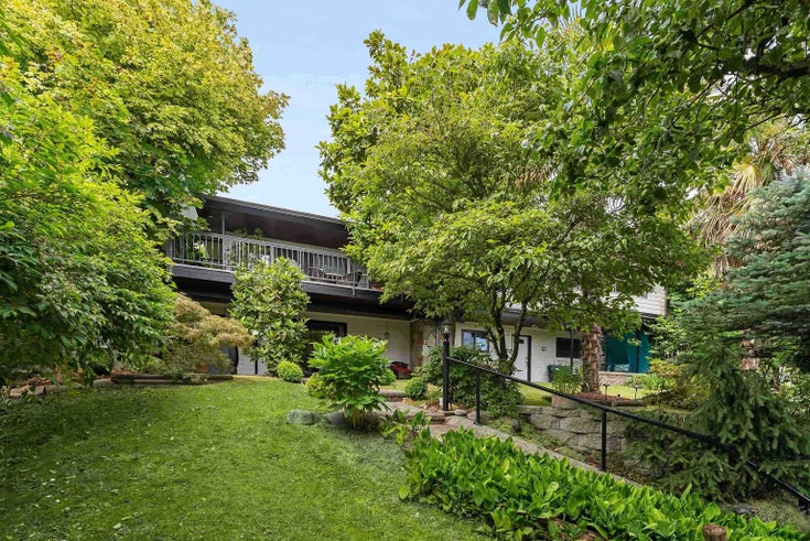 140 E 8th Avenue - The Heights NW Single Family Residence for Sale, 5 Bedrooms (R3018802)