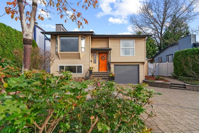 3133 Redonda Drive - New Horizons Single Family Residence for Sale, 5 Bedrooms (R3034493)
