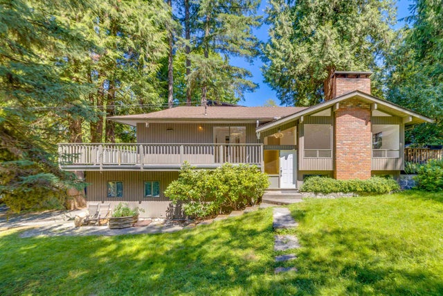 4755 Cove Cliff Road - Deep Cove Single Family Residence for Sale, 4 Bedrooms (R3048175)