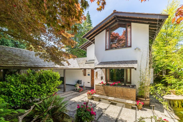 6821 Laurel Street - South Cambie Single Family Residence for Sale, 5 Bedrooms (R3051692)