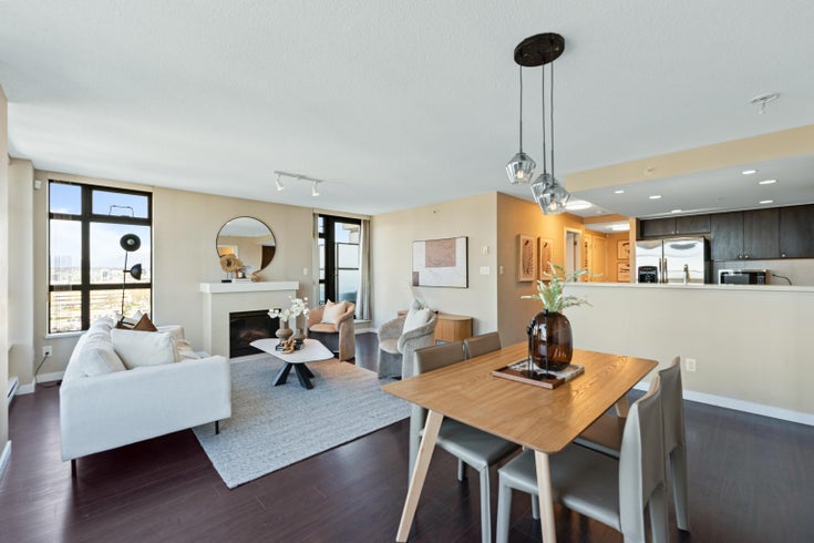 1301 - 8120 Lansdowne Road - Brighouse Apartment/Condo for Sale, 2 Bedrooms (R2992245)