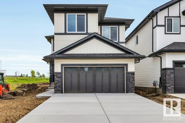 80 HEMINGWAY CR - Harvest Ridge Detached Single Family for Sale, 3 Bedrooms (E4444935)