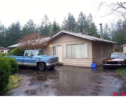 19865 32 Avenue - Brookswood Langley House with Acreage, 3 Bedrooms (F2203858)