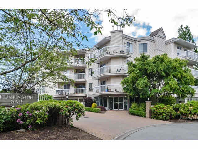 302 9299 121 Street - Queen Mary Park Surrey Apartment/Condo for sale, 2 Bedrooms (F1312722)