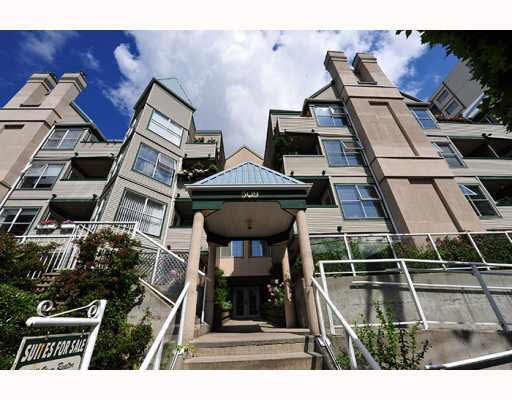 201 509 Carnarvon Street - Downtown NW Apartment/Condo, 2 Bedrooms (V773276)