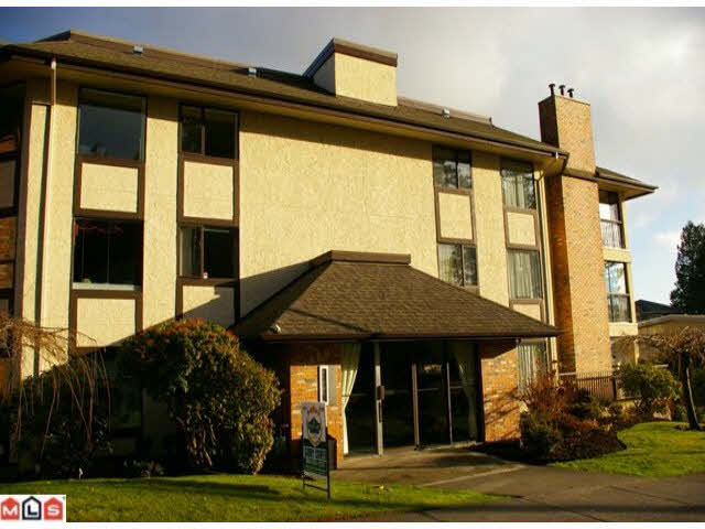 301 1480 Vidal Street - White Rock Apartment/Condo, 2 Bedrooms (F1128917)