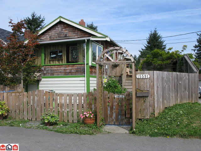 15591 Victoria Avenue - White Rock House/Single Family, 2 Bedrooms (F1023727)