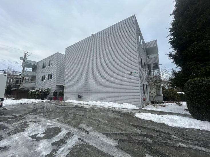 303 - 1354 Winter Street - White Rock Apartment/Condo for Sale, 2 Bedrooms (R2965640)