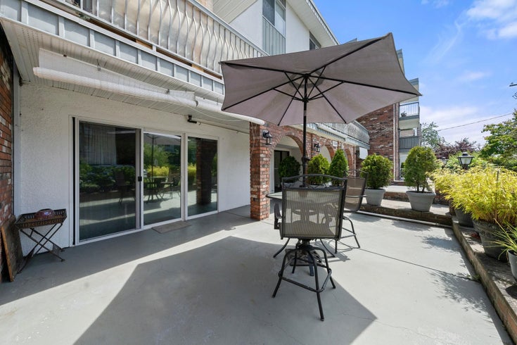 101 - 1520 Blackwood Street - White Rock Apartment/Condo for Sale(R3024862)