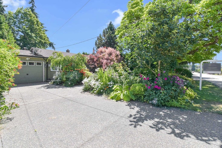 1510 Stevens Street - White Rock Single Family Residence for Sale, 2 Bedrooms (R3026220)
