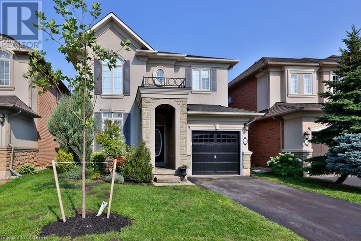 3420 HAYHURST Crescent - Oakville House, 3 Bedrooms (40009103)