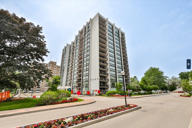 2185 Marine Dr #304 - 1001 - BR Bronte Condo Apartment for Rent, 21 Bedrooms 
